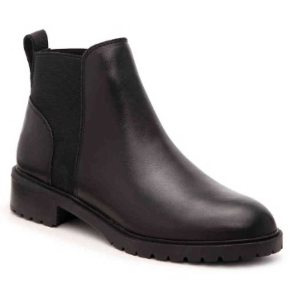 Steve Madden Urmi Chelsea Boots